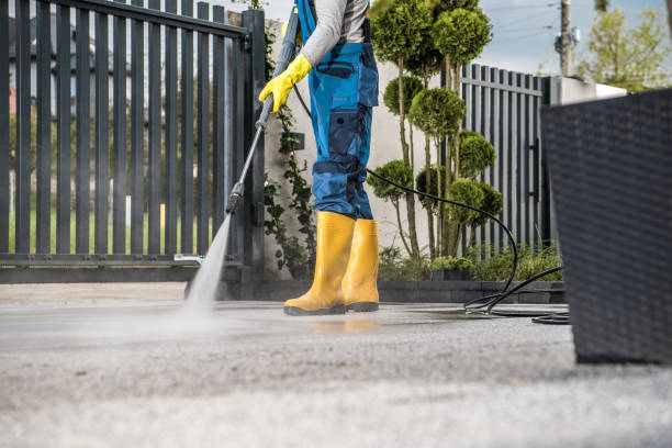 Best Sidewalk and Walkway Cleaning  in Central Point, OR